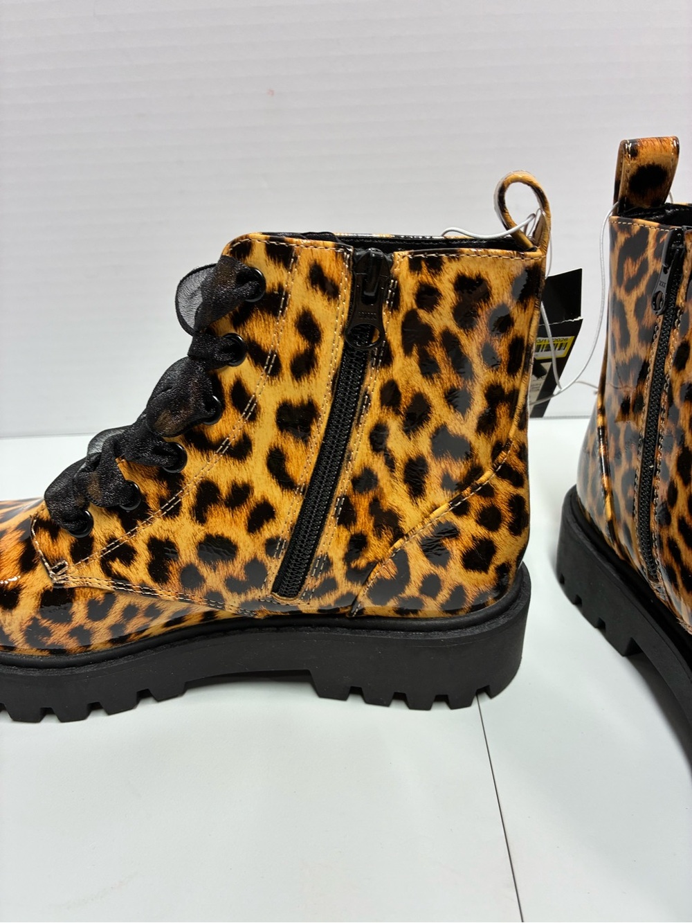 art class Leopard Print Lace-Up Combat Boots - Picture 4 of 6